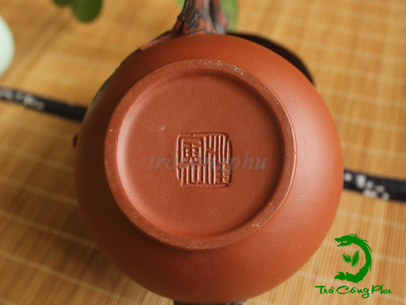 Ấm tử sa Báo Xuân Cây Tùng ATS1090